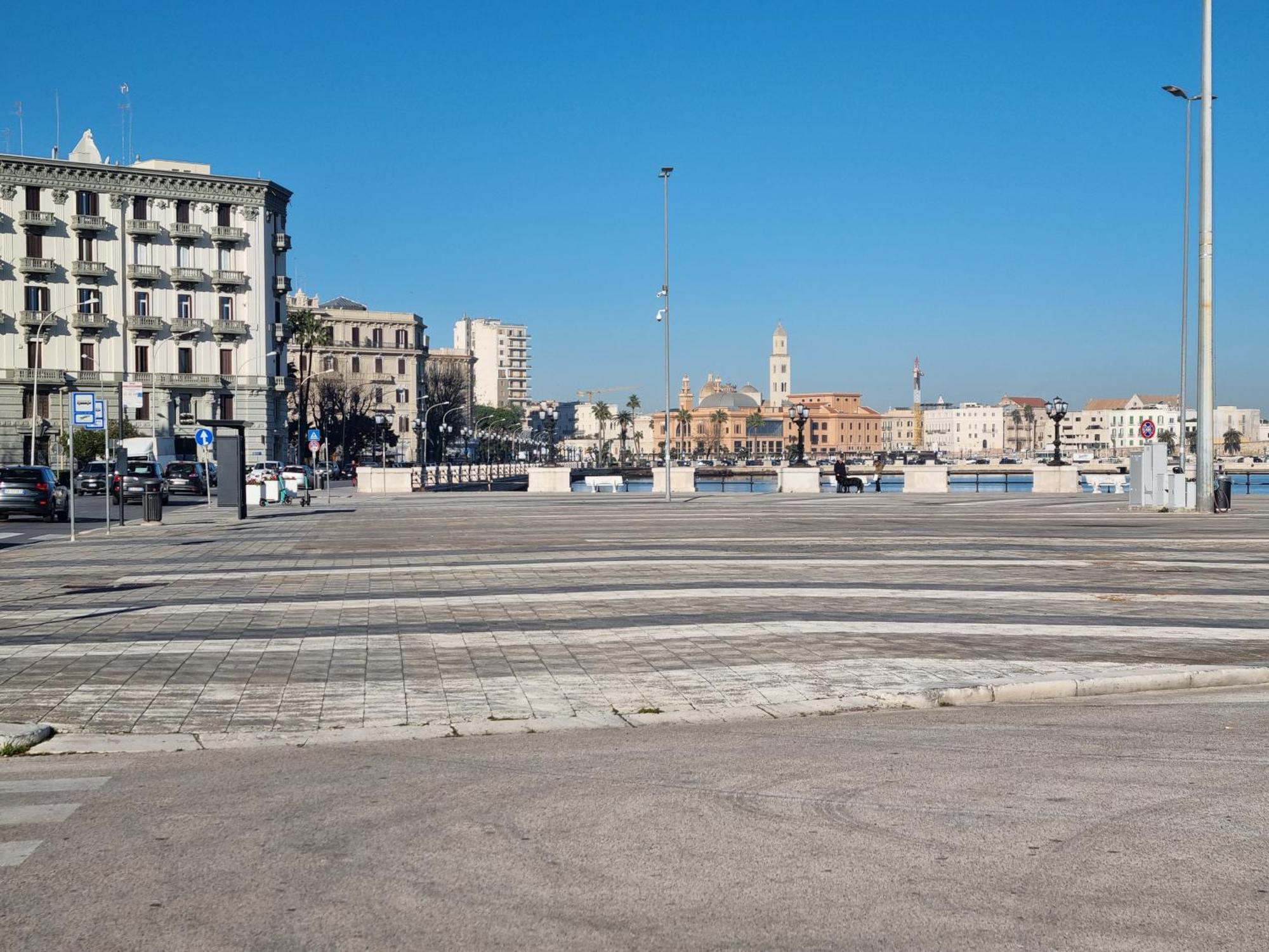 Locazione Turistica Adriatico Ξενοδοχείο Μπάρι Εξωτερικό φωτογραφία